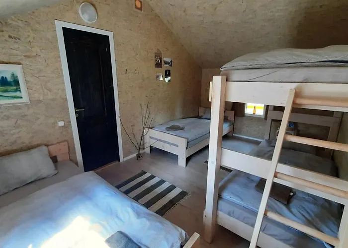 Kardoni Puhkelaager Kemping *