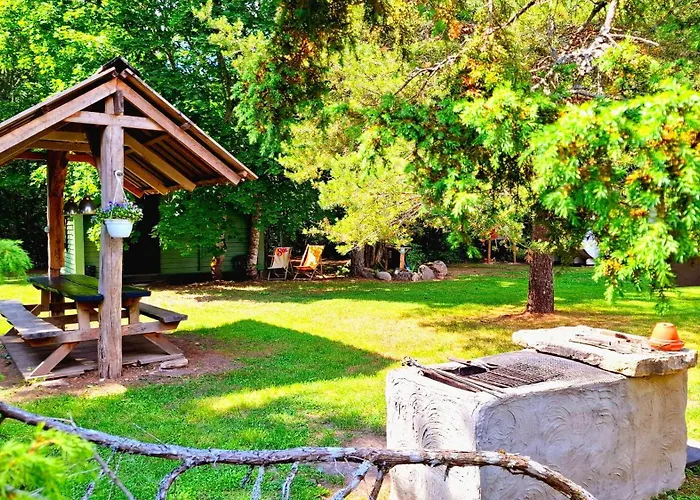 Kardoni Puhkelaager Kemping Tornimae